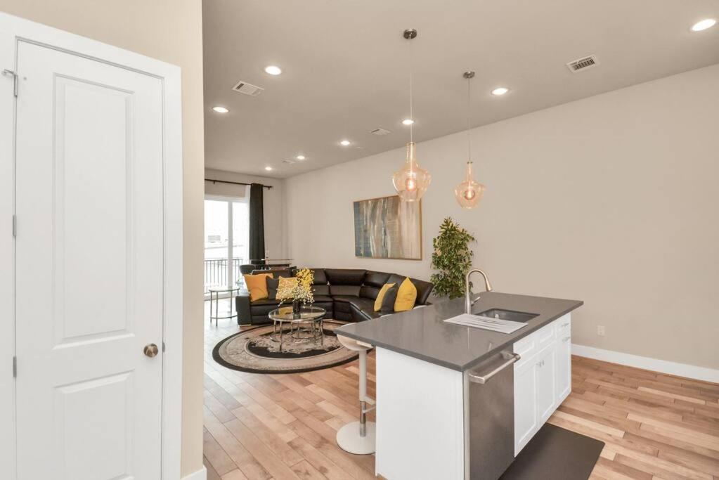 Beautiful Luxurious Houston Galleria Home מראה חיצוני תמונה