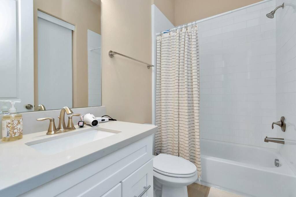 Beautiful Luxurious Houston Galleria Home מראה חיצוני תמונה